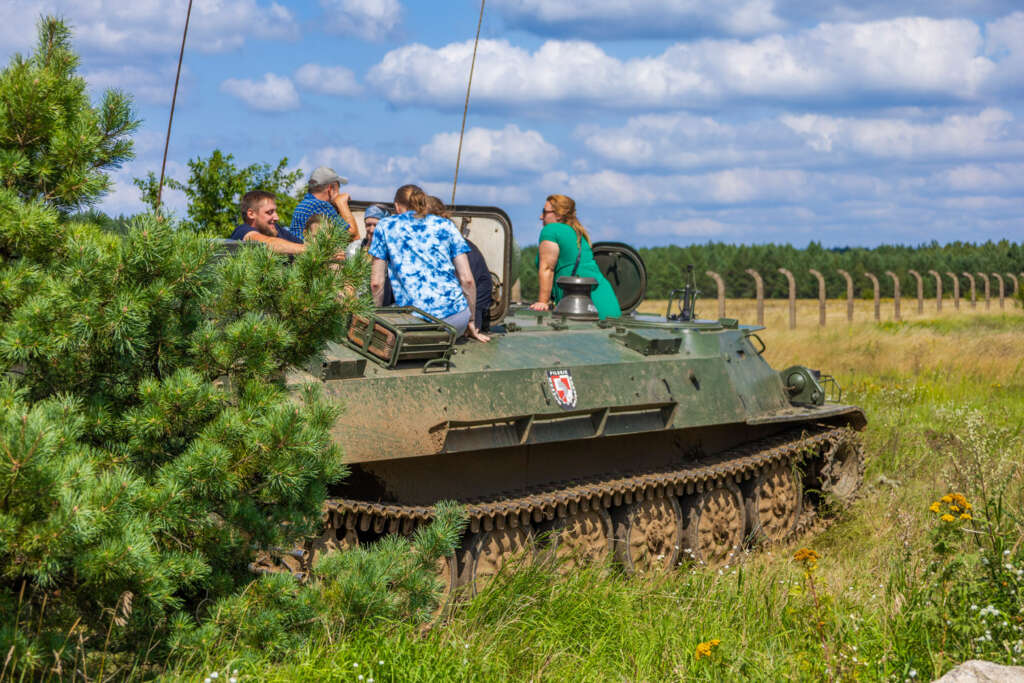 Piknik Wojskowy i służb mundurowych na lotnisku w Pile. 10 sierpnia 2025. Fot. Marcin Mazuiarz