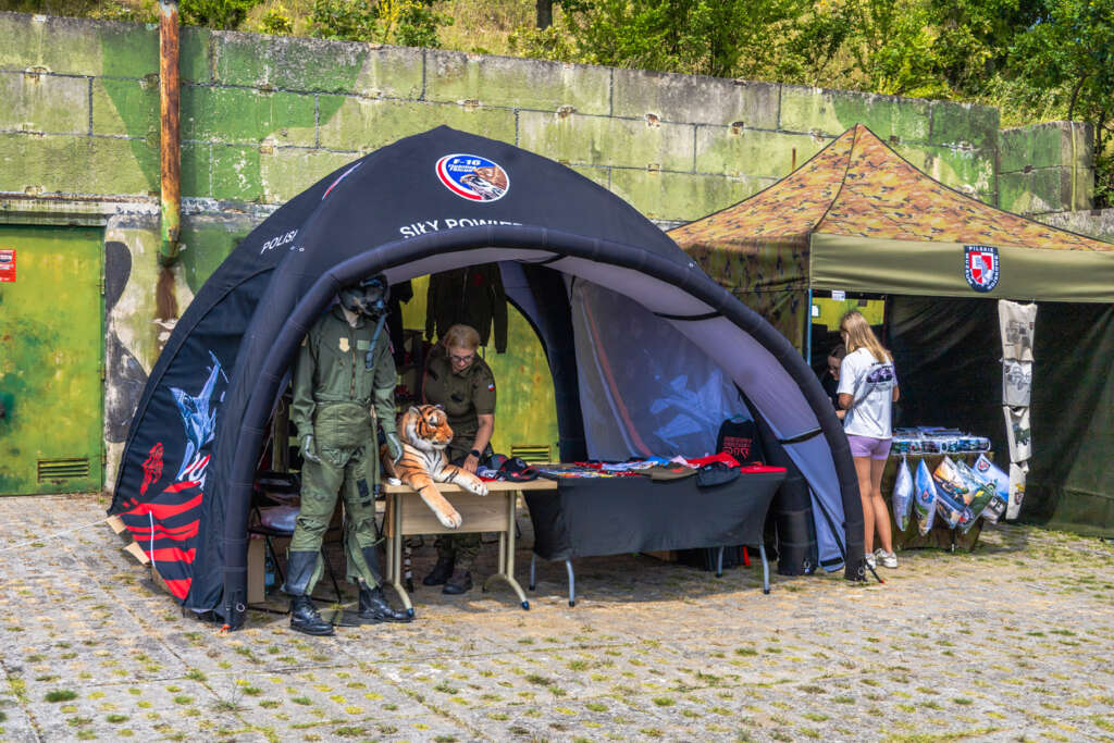 Piknik Wojskowy i służb mundurowych na lotnisku w Pile. 10 sierpnia 2025. Fot. Marcin Mazuiarz