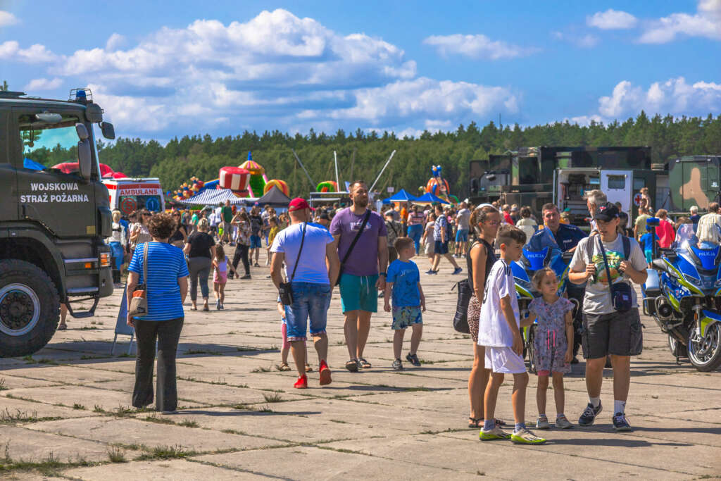 Piknik Wojskowy i służb mundurowych na lotnisku w Pile. 10 sierpnia 2025. Fot. Marcin Mazuiarz